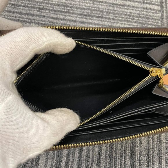 Louis Vuitton Zippy Giant Reverse Monogram Canvas Wallet - Picture 5 of 9